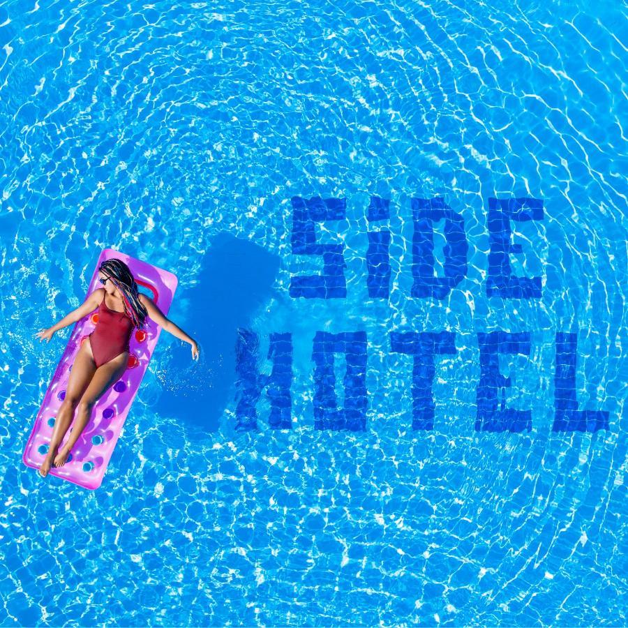 Side Beach Club Ngoại thất bức ảnh