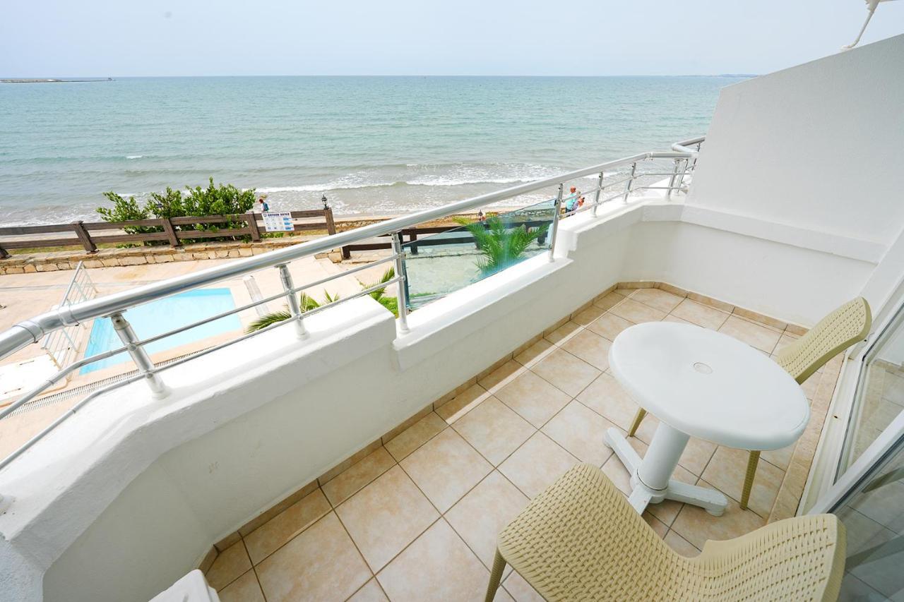 Side Beach Club Ngoại thất bức ảnh