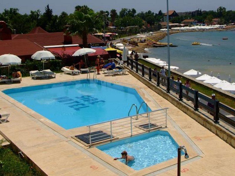 Side Beach Club Ngoại thất bức ảnh