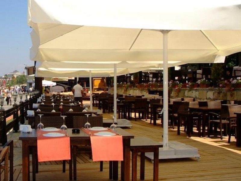 Side Beach Club Ngoại thất bức ảnh
