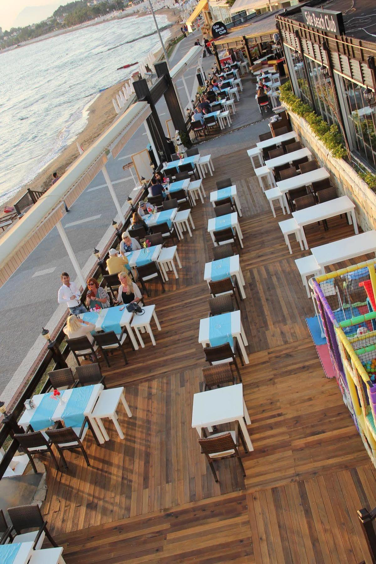 Side Beach Club Ngoại thất bức ảnh